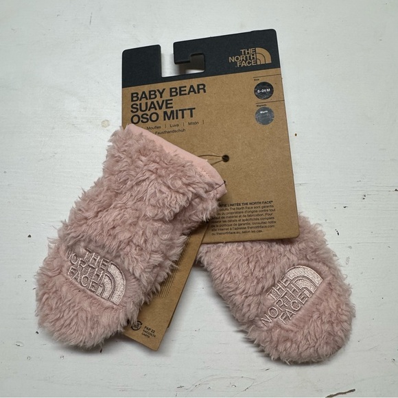 NWT The North Face BABY BEAR SUAVE OSO MITT pink fuzzy 6-24 months - Picture 1 of 6
